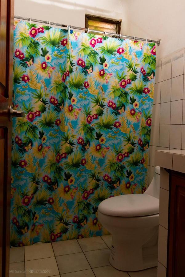 Hotel Boruka Bnb Alajuela Esterno foto