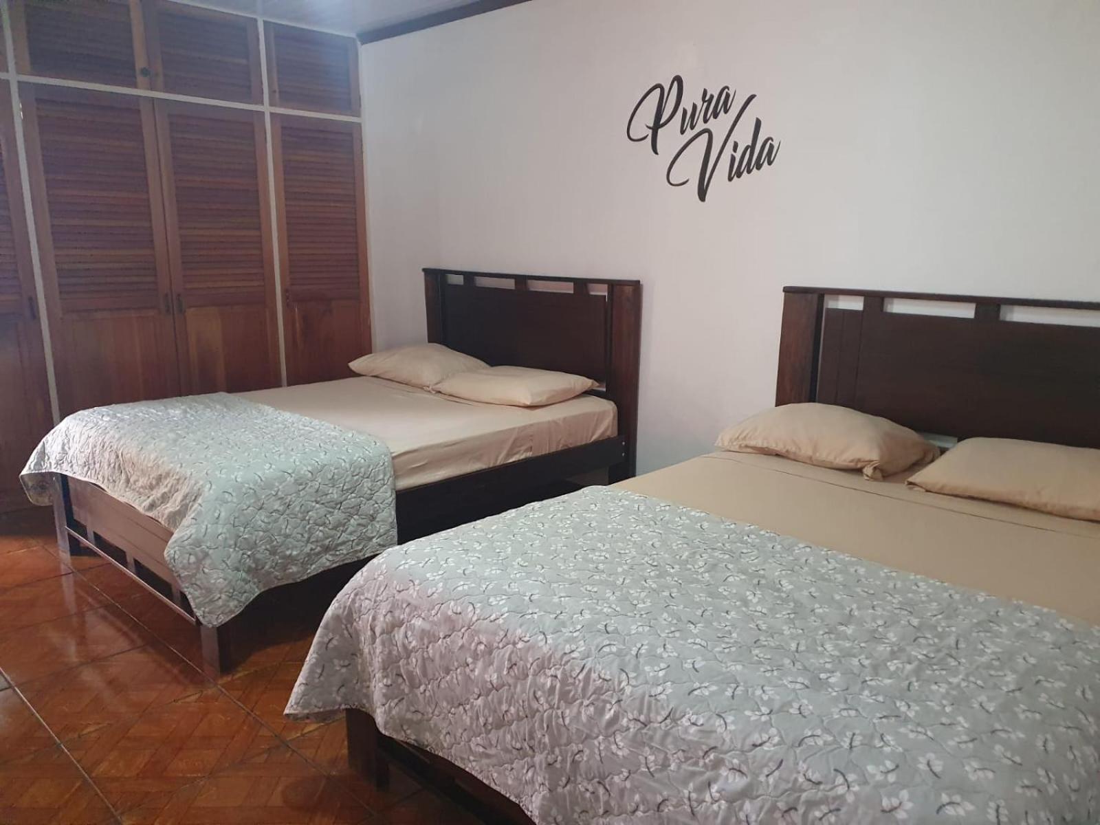 Hotel Boruka Bnb Alajuela Esterno foto